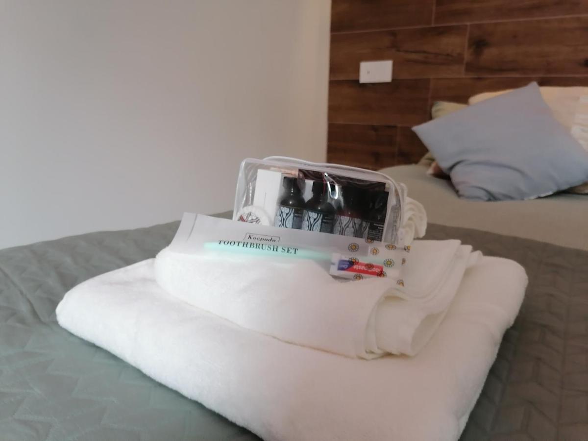 Terra Apartment - Ski In & Ski Out - Cerviniaholidays-Com Breuil-Cervinia Extérieur photo